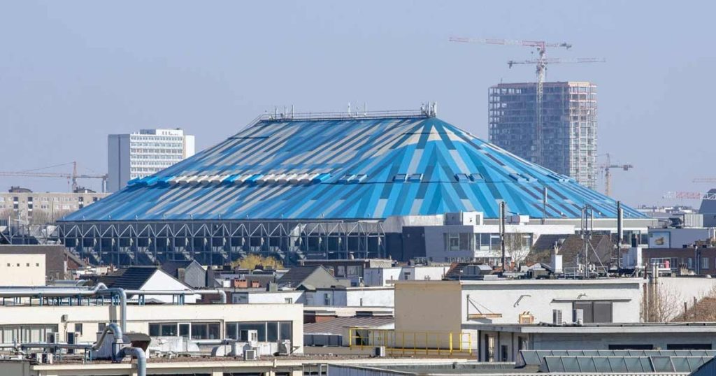 Bild des SportPaleis Gebäudes an Jan Vereecke und Jan Van Esbroeck