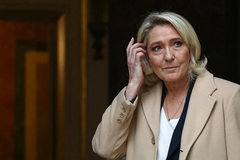 Foto von Marine Le Pen und ihrem Vermögen