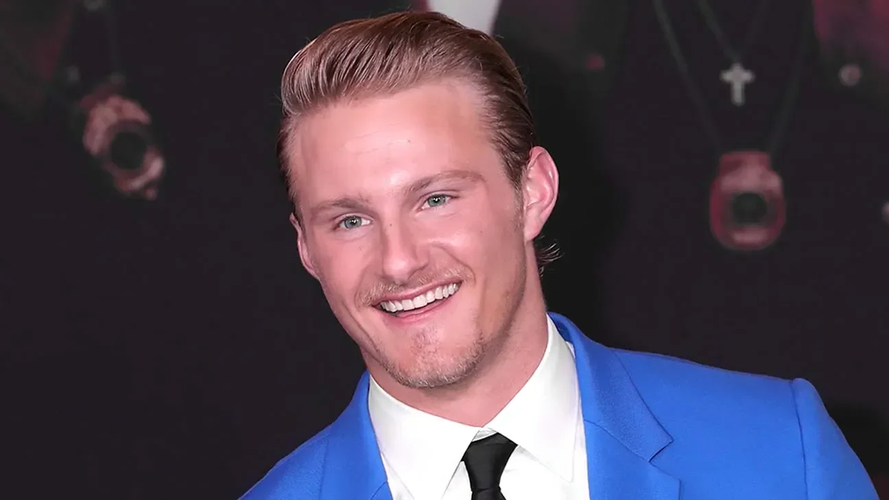 Alexander Ludwig - Illustration photo of Fortune Alexander Ludwig article