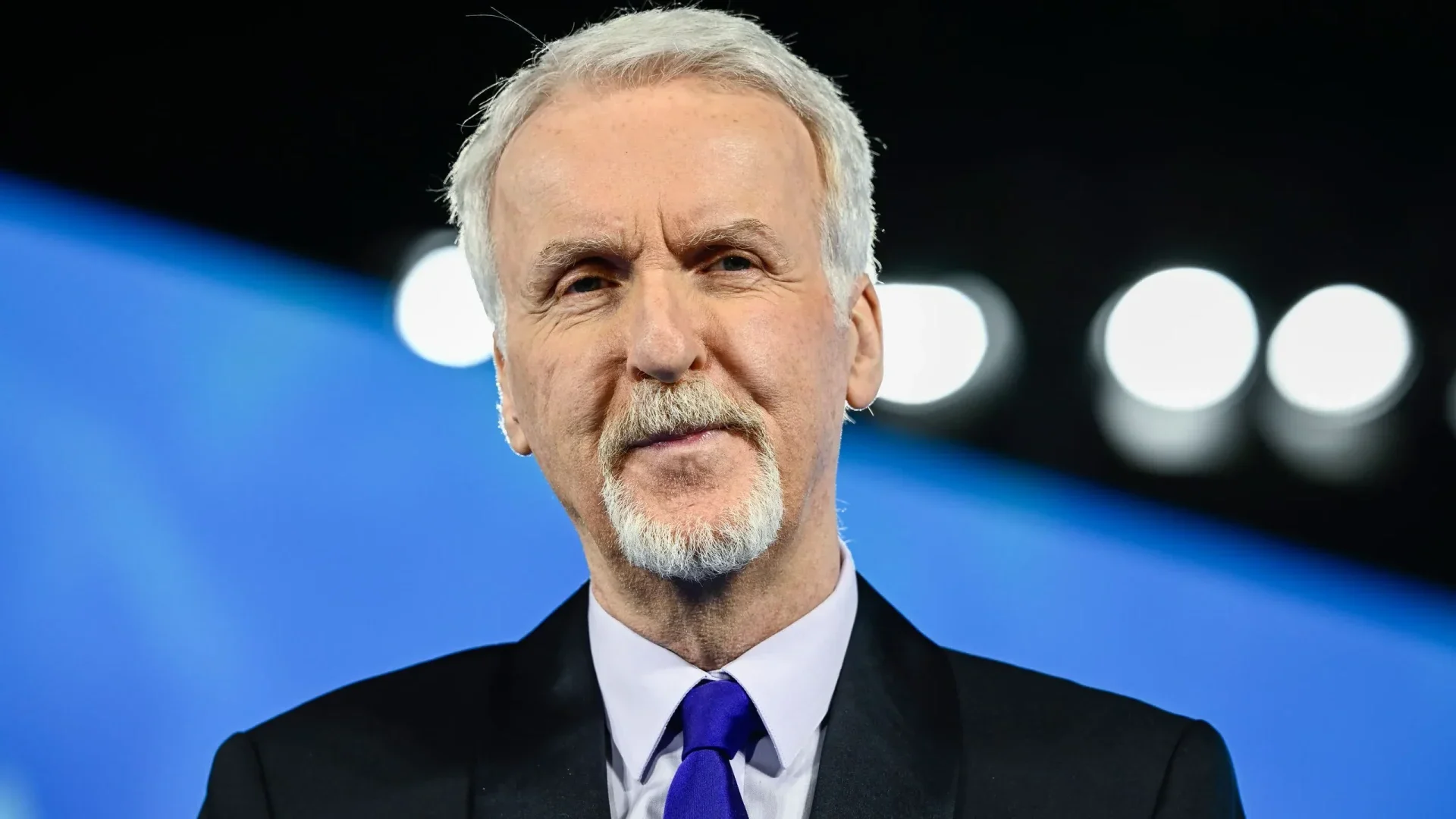 James Cameron - Illustration photo from the article Fortune James Cameron