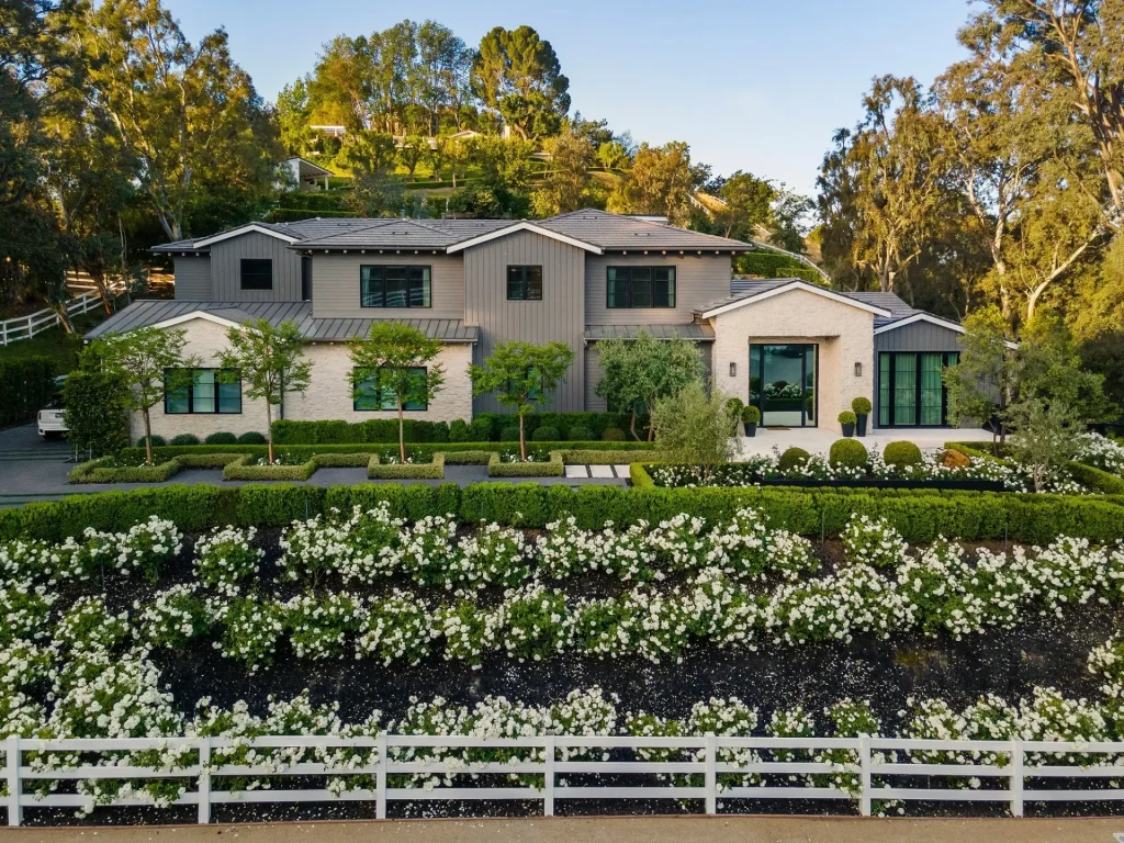 Howie Mandel's property - Illustration from Fortune article Howie Mandel