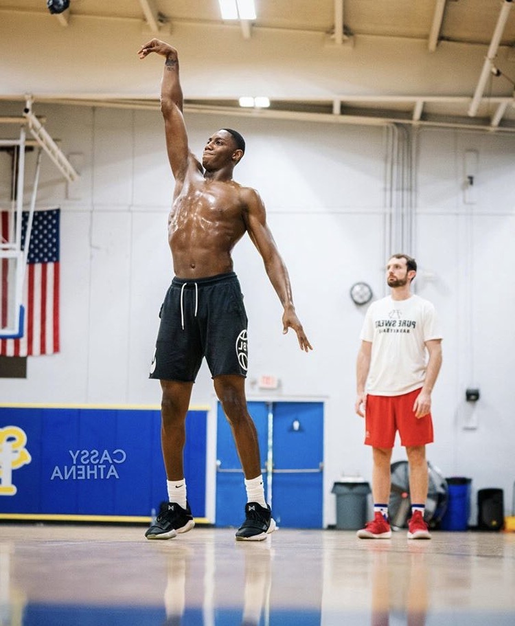 Torse nu RJ Barrett