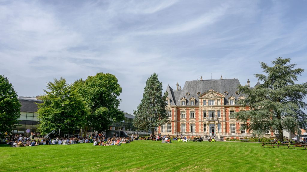 NEOMA campus