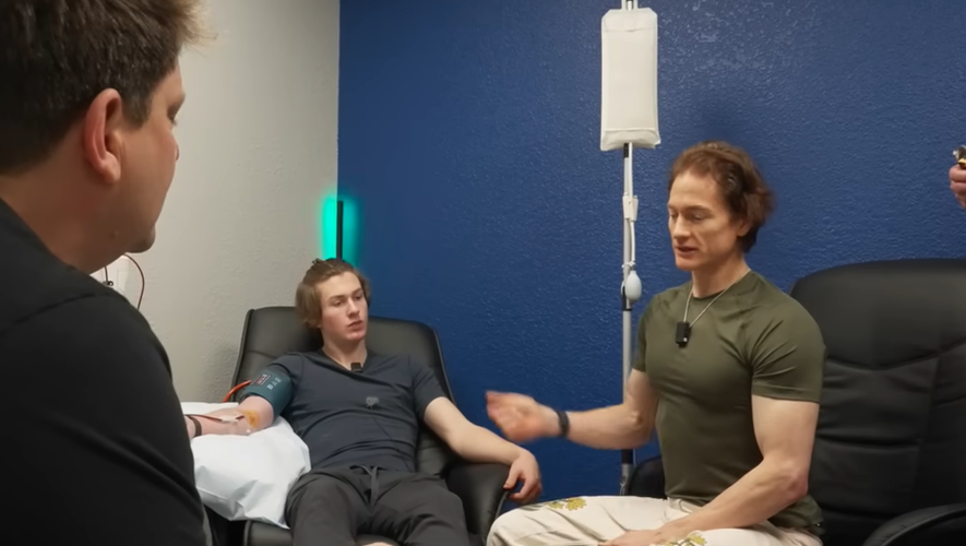 Fils de Bryan Johnson