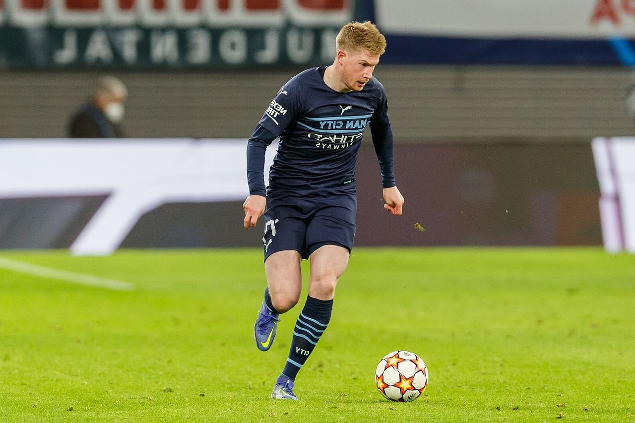 Footballbla match from Kevin De Bruyne