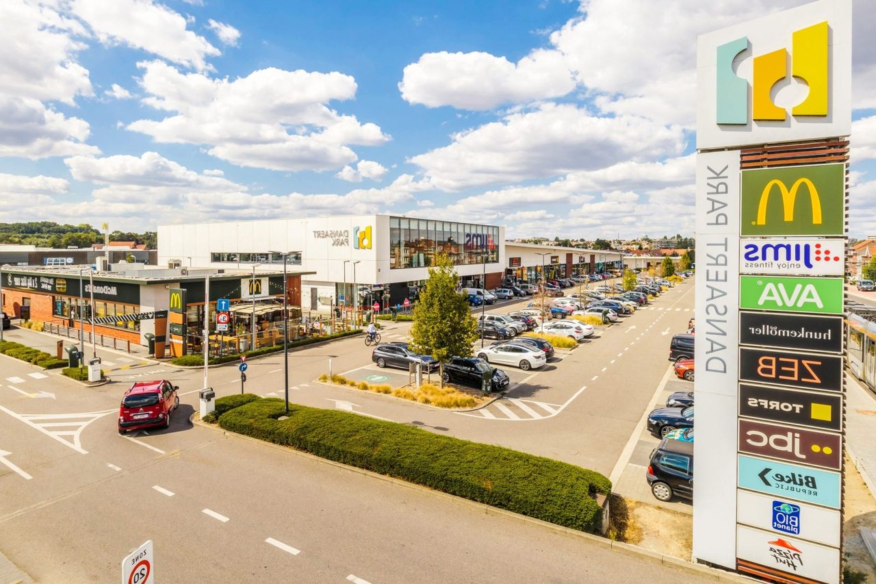 Commercial park built by Luc Geuten 