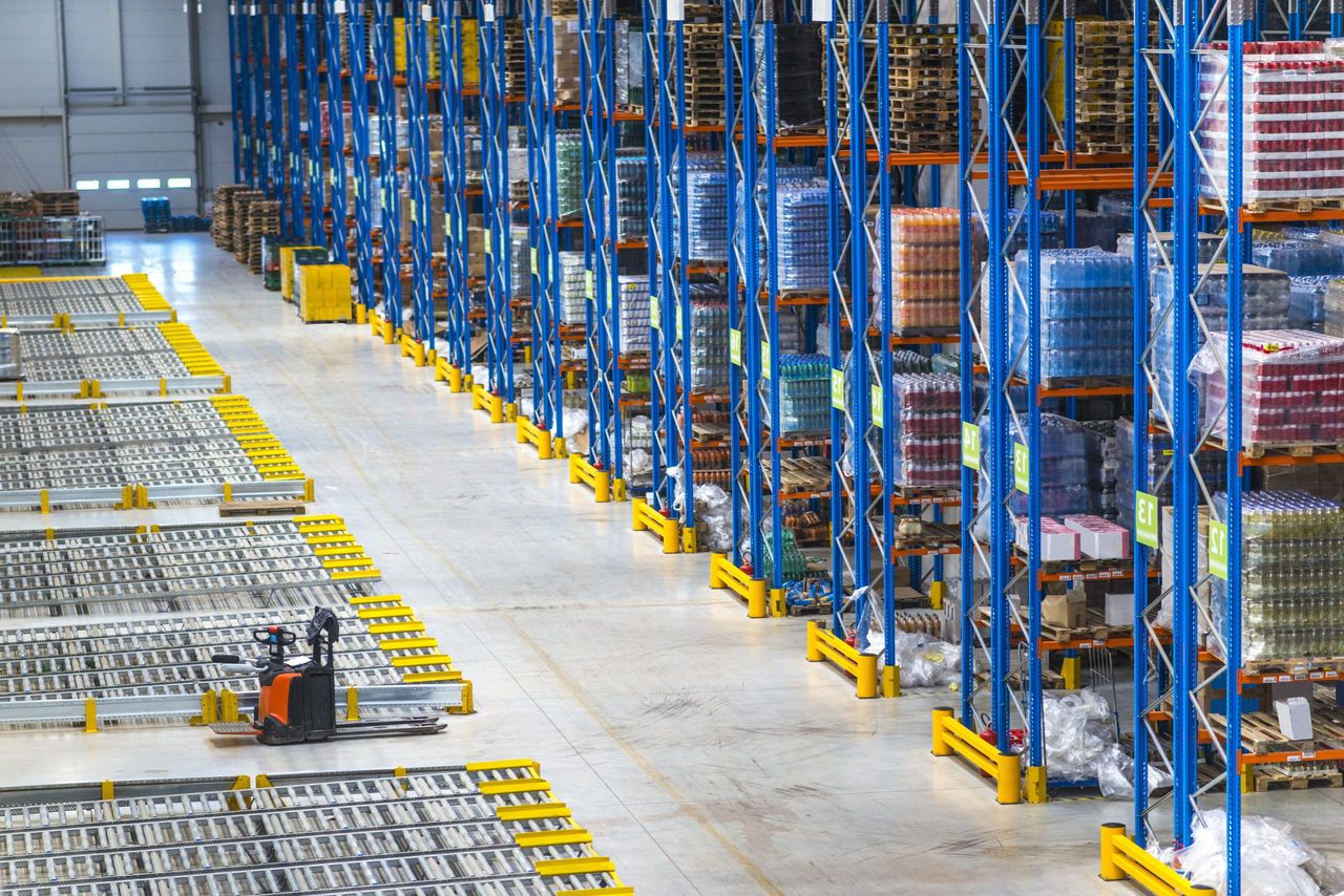 Stow, storage industry managed by Philippe D'Heygere