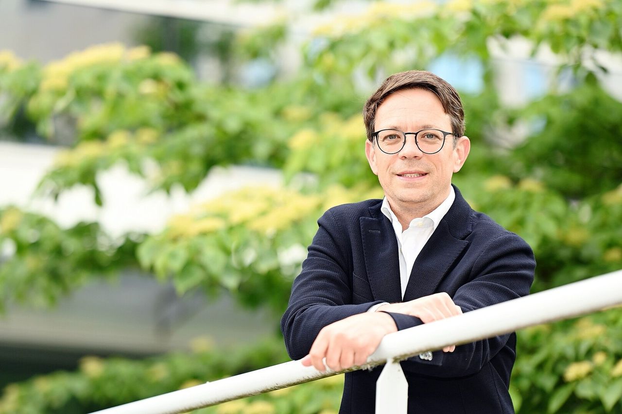 Arnaud Stievenart pictured behind trees