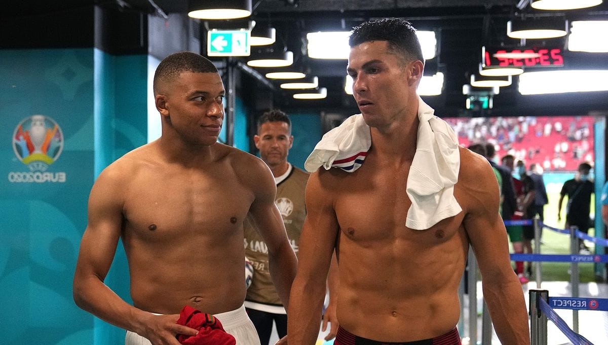Kylian Mbappé nackt mit ronaldo