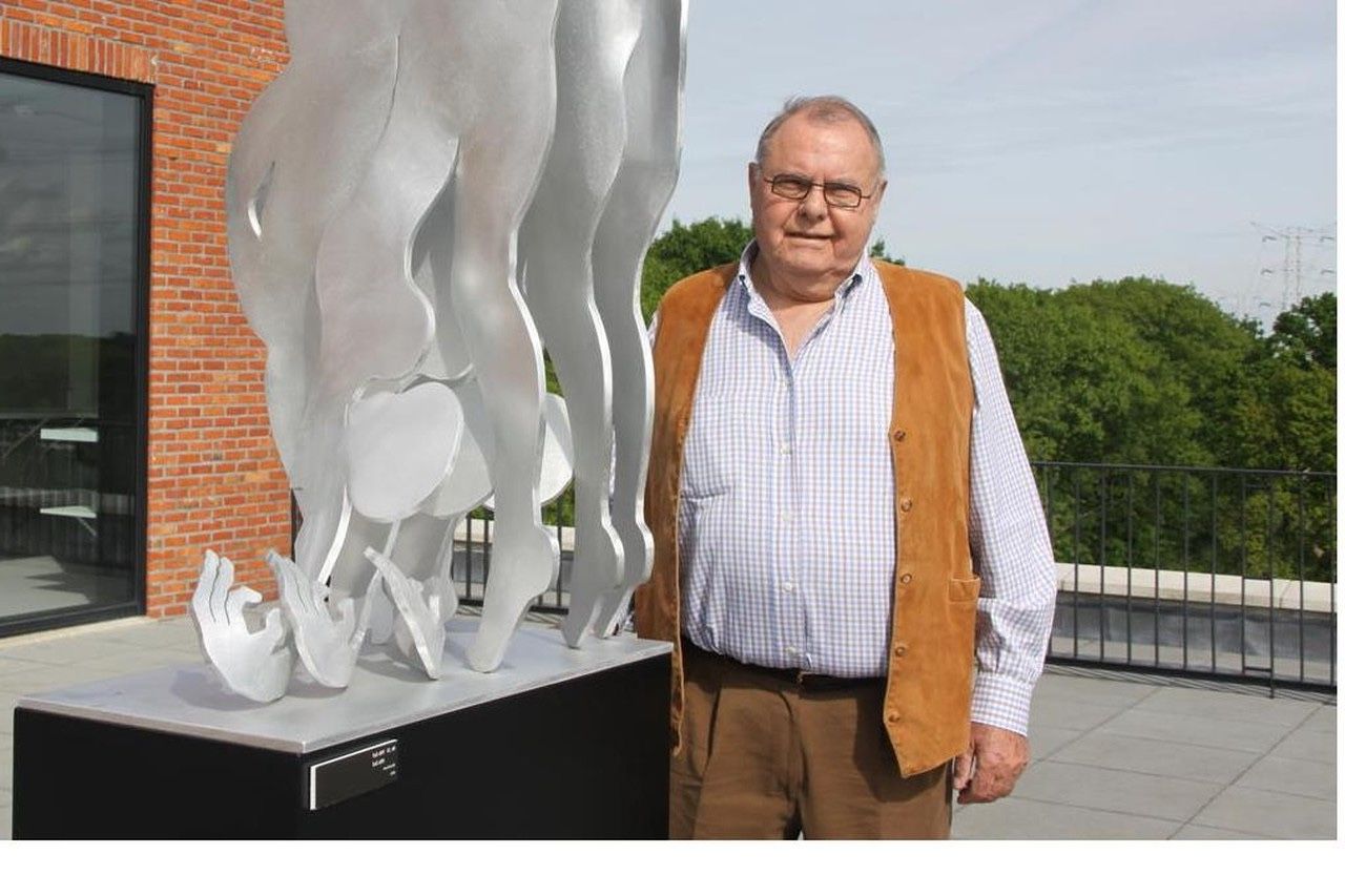 photo by Hugo Voeten