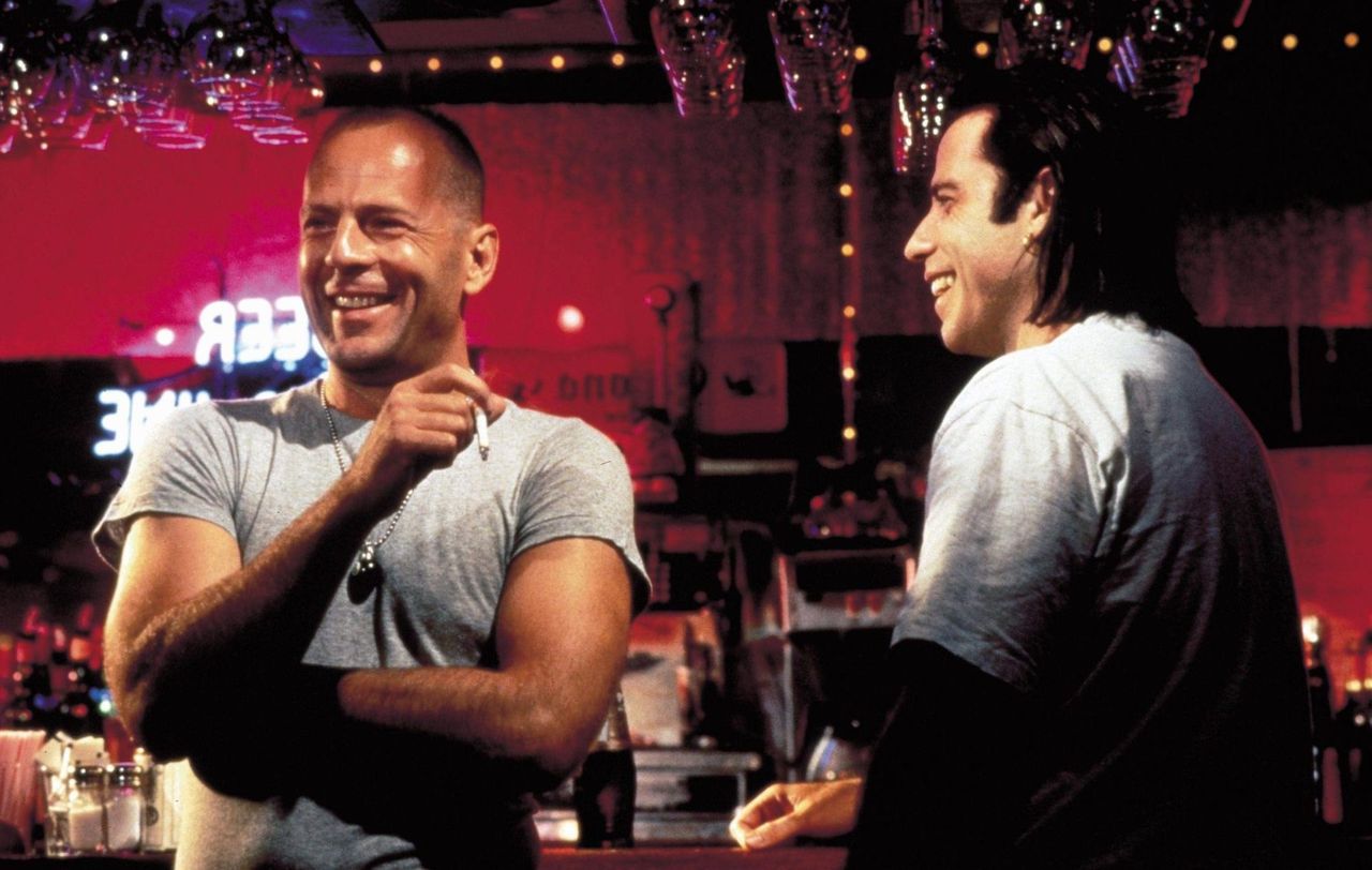 Bruce Willis and John Travolta in pulp fiction 