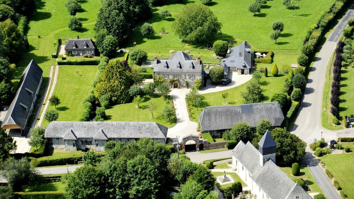 Haus in Dauville von Michel Sardou