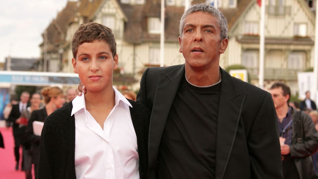 Photo of Samy Naceri and his son and their fortune