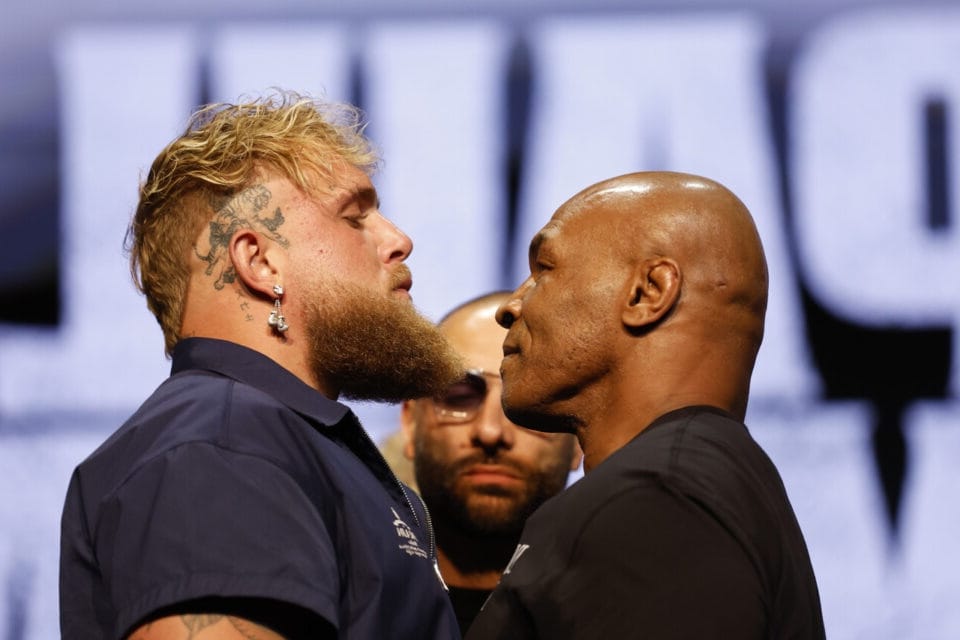 Mike Tyson VS Jake Paul
