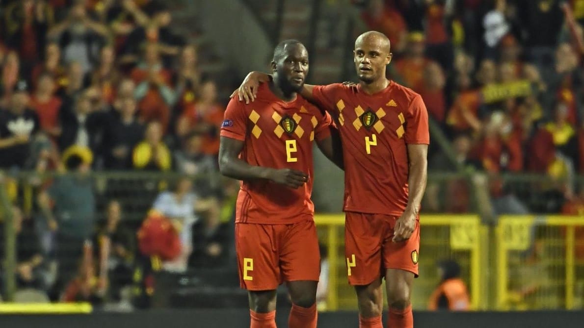 Vincent Kompany and Romelu Lukaku with the Belgian team