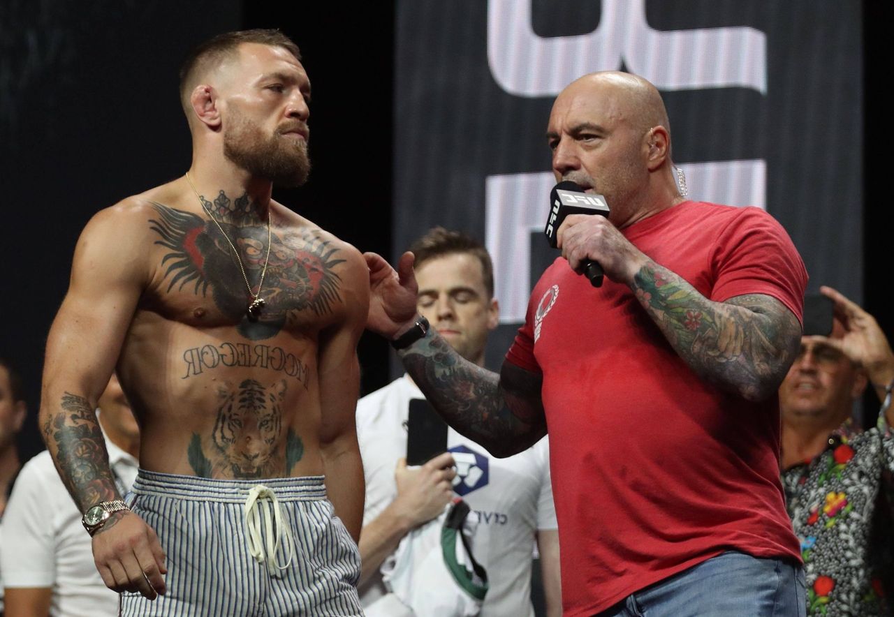 Foto von Conor McGregor und Joe Roegan