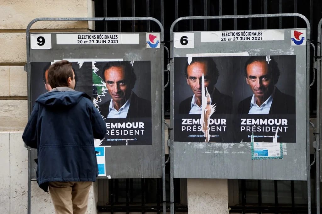 Affiches d'Éric Zemmour pour les élections régionales de 2021