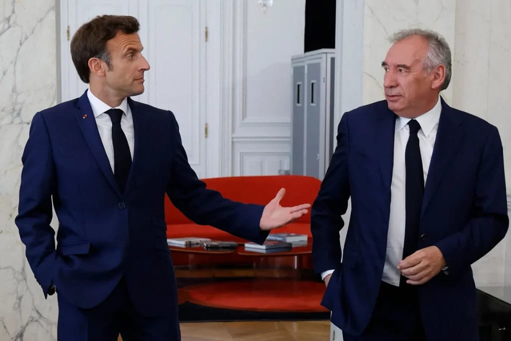 Ammanuel Macron et François Bayrou - Photo d'illustration de l'article François Bayrou Fortune
