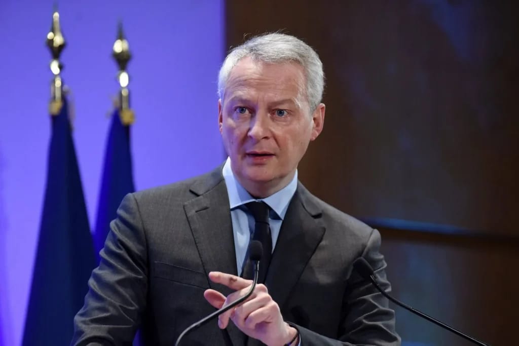  Bruno Le Maire at a conference as Minister of the Economy and Finance - Cover photo of Bruno Le Maire Fortune article