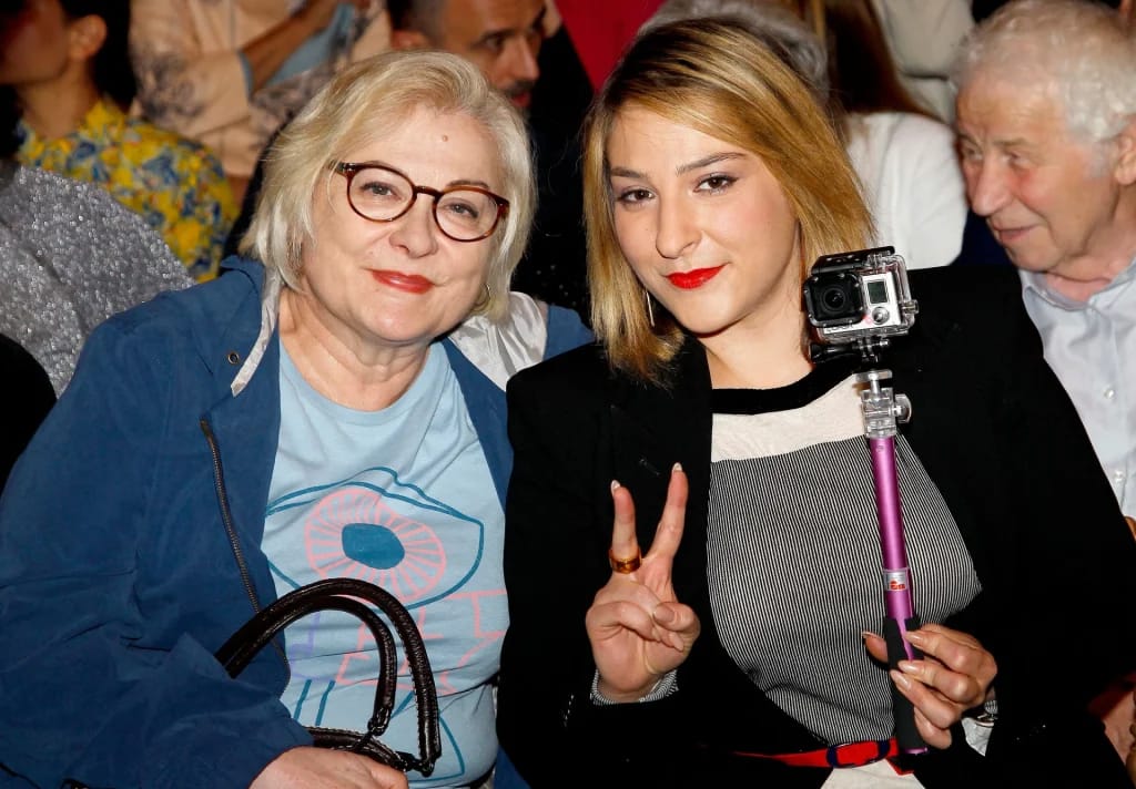 Josiane Balasko and her daughter Marilou Berry - Illustration article fortune Josiane