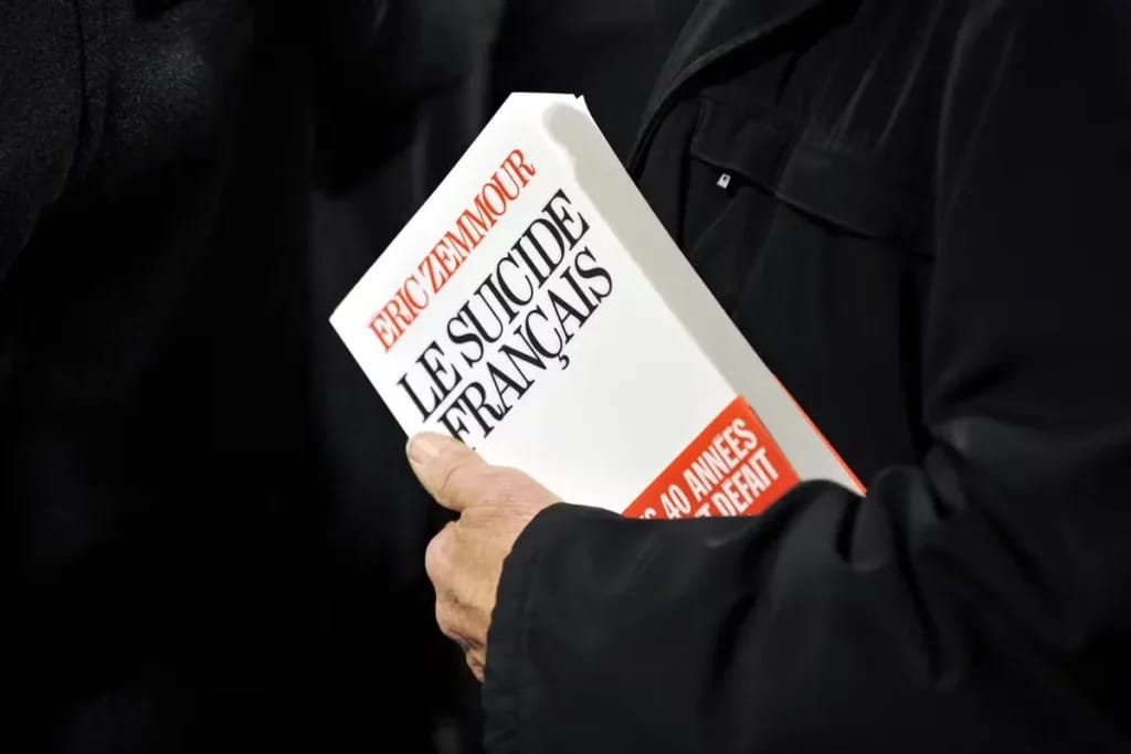 Le suicide français - écrit par Éric Zemmour