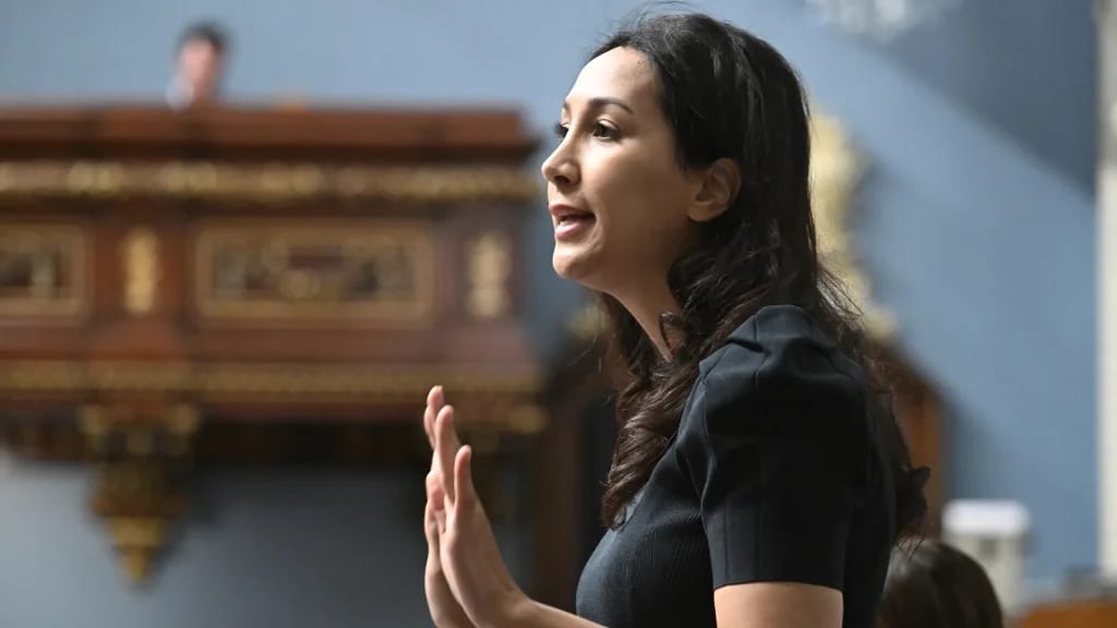 Marwah Rizqy Member of the Quebec National Assembly for Saint-Laurent - Cover photo of article Marwah Rizqy Salary