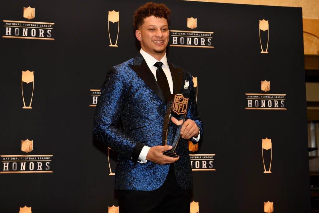 Patrick Mahomes, MVP de la NFL - image d'illustration de l'article Patrick Mahomes Salaire