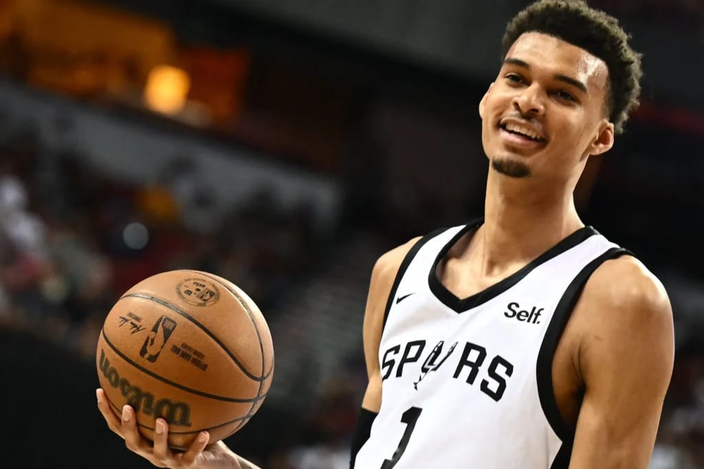 Victor Wembanyama at the Spurs - Illustration image of the article Salaire Victor Wembanyama