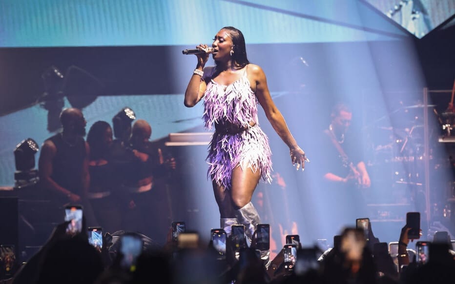 photo of Aya Nakamura in concert