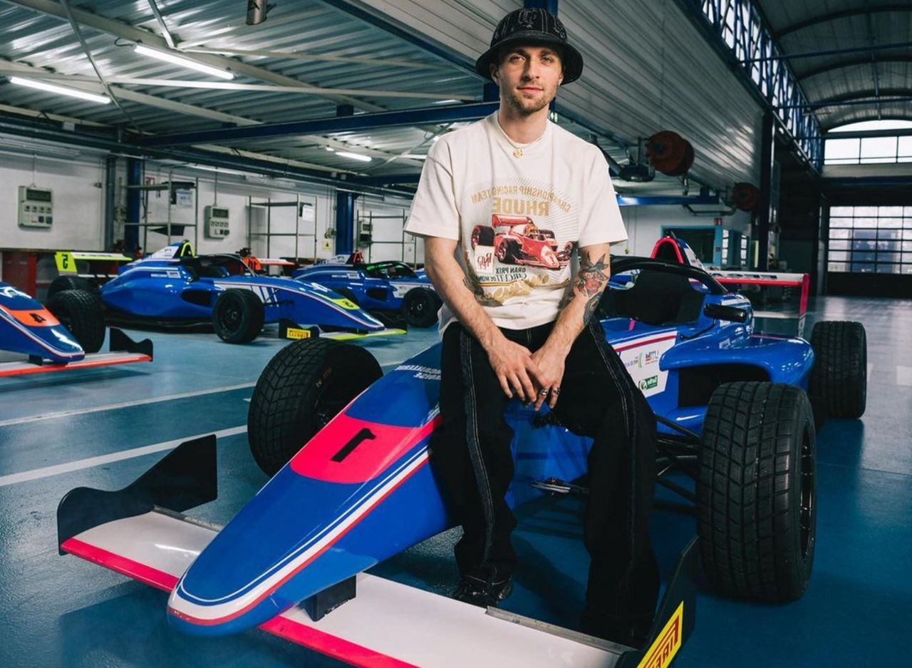 photo voitures de Squeezie