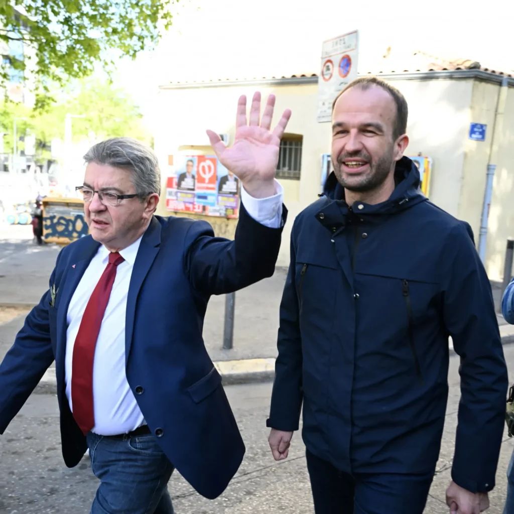 Jean-Luc Mélenchon and Manuel Bompard - Illustration of the article Manuel Bompard Fortune