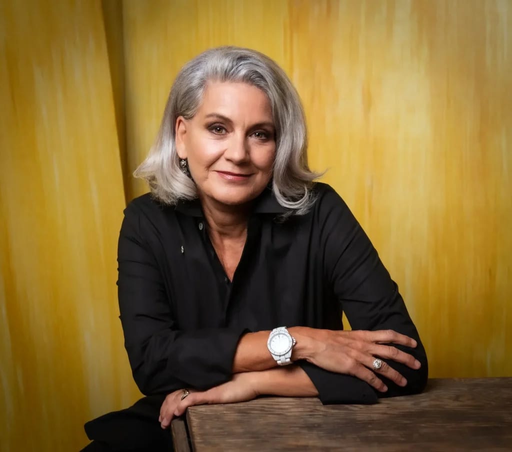 Lisa LaFlamme - Illustration image for the article on the Richest Journalists in Canada