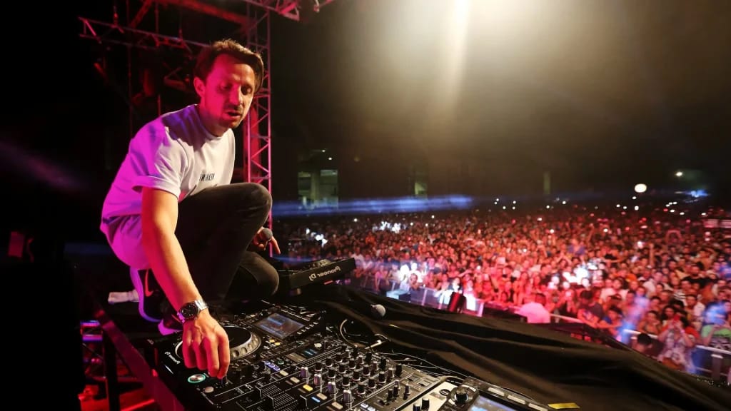 Martin Solveig - Illustrationsfoto des Artikels über die reichsten französischen DJs