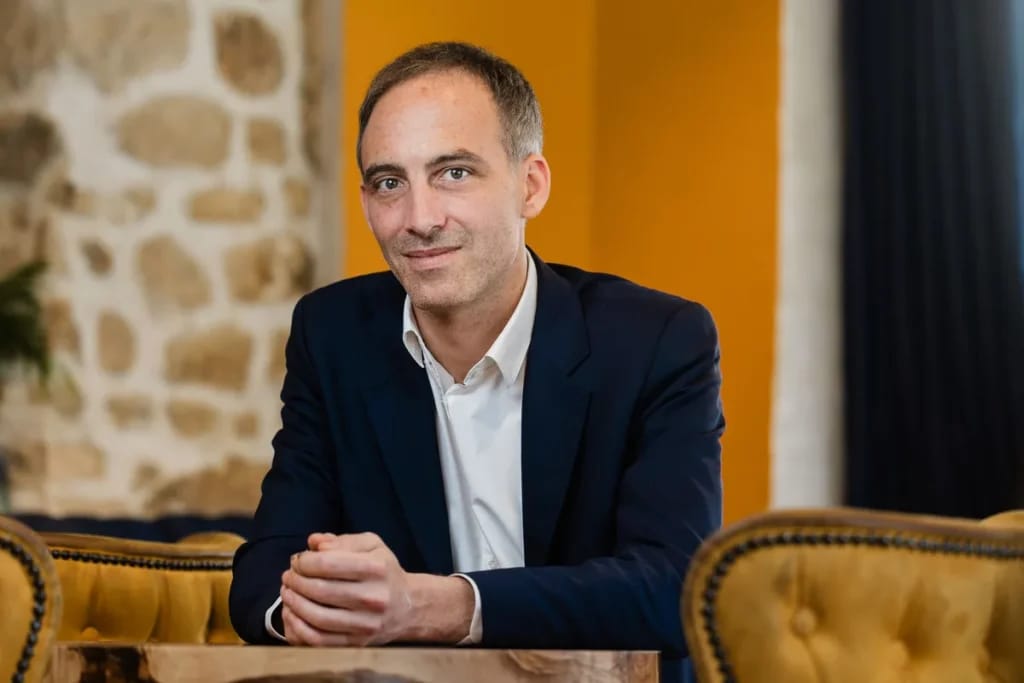 Raphaël Glucksmann - Illustrationsfoto des Artikels über die reichsten Politiker Frankreichs