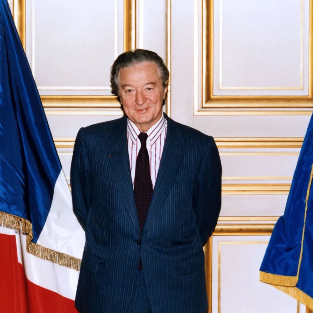 Roland Dumas and his family - photo illustrating the article Roland Dumas Fortune