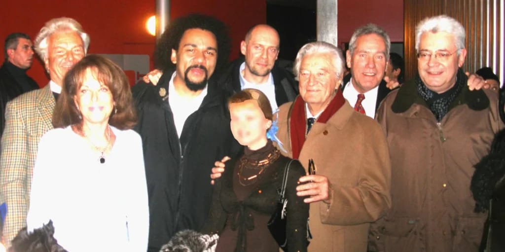 Roland Dumas and his family - photo illustrating the article Roland Dumas Fortune
