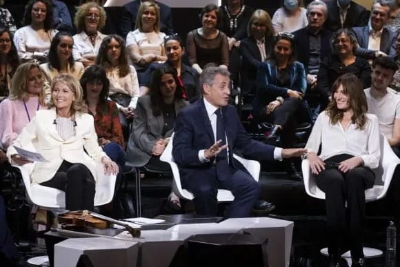 Claire Chazal - Illustratie bij het artikel Fortune Claire Chazal