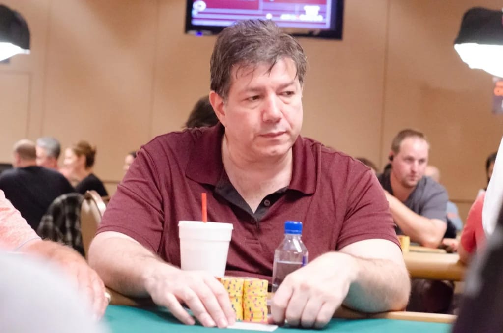 David Benyamine - Illustrationsfoto des Artikels über die reichsten französischen Pokerspieler