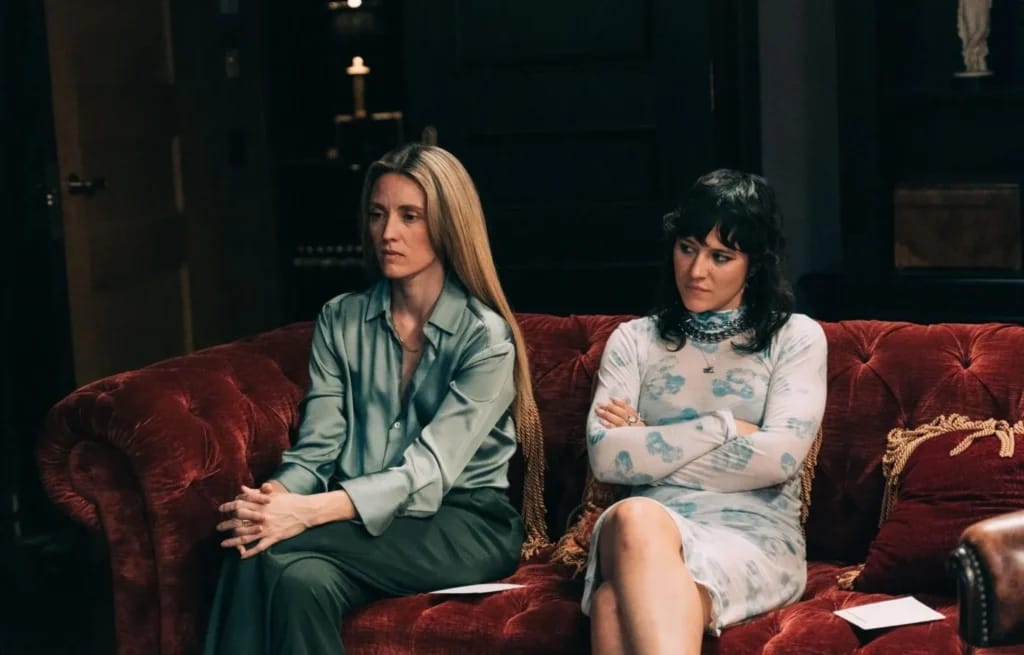 Evelyne Brochu - Illustration photo for the Evelyne Brochu Net Worth article