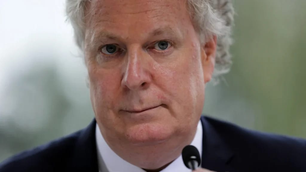 Jean Charest - Illustratives Foto des Artikels Fortune Jean Charest