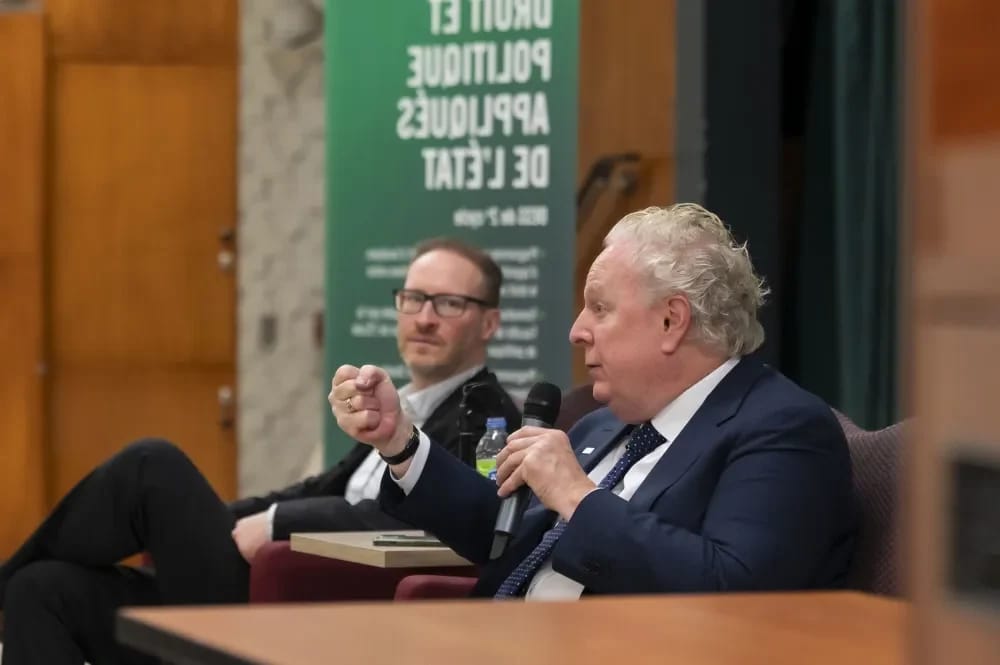 Jean Charest - Illustratives Foto des Artikels Fortune Jean Charest