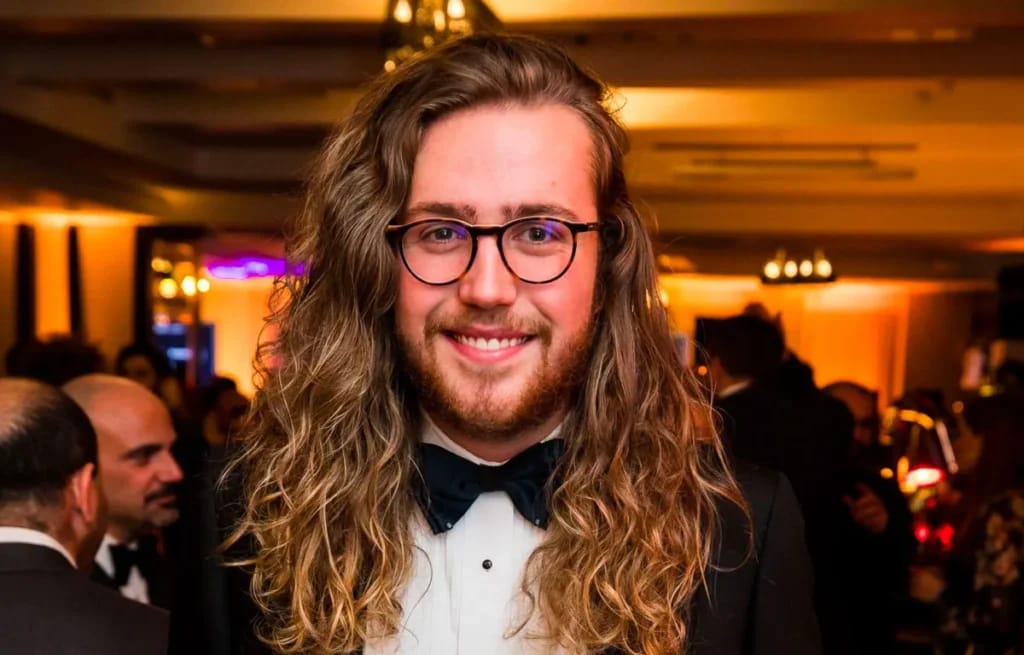 Mathieu Dufour - Illustrationsfoto des Artikels Vermögen Mathieu Dufour