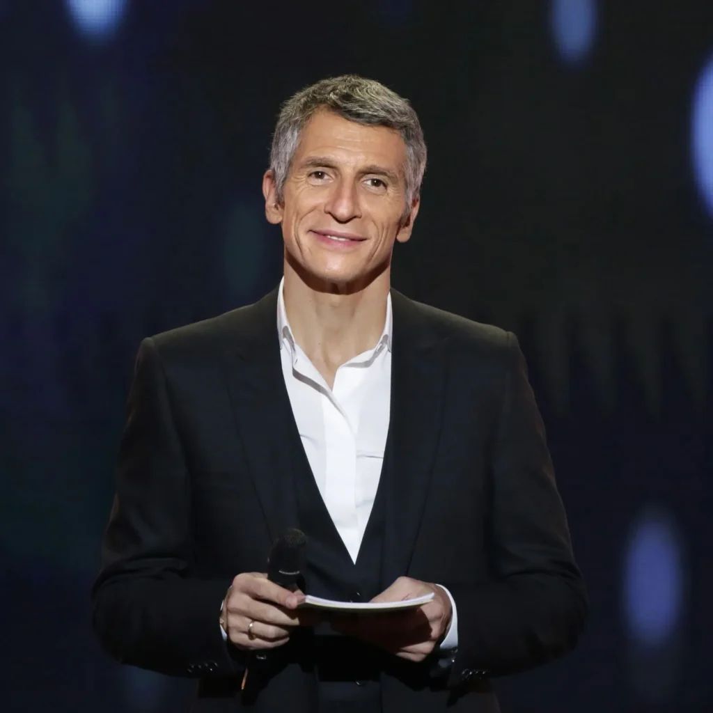 Nagui - Illustrationsfoto des Artikels Vermögen Nagui