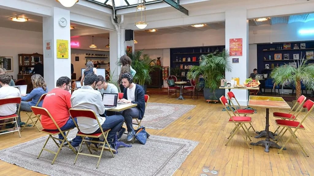 Oussama Ammar - Illustratie bij het artikel Fortune Oussama Ammar