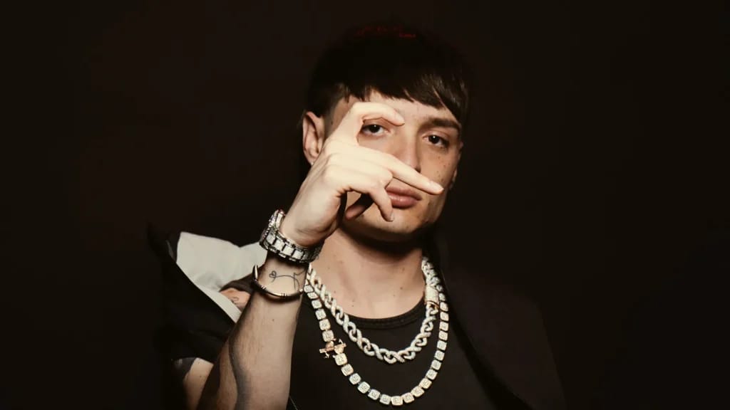 Peso Pluma - Illustratives Foto aus dem Artikel Peso Pluma Fortune