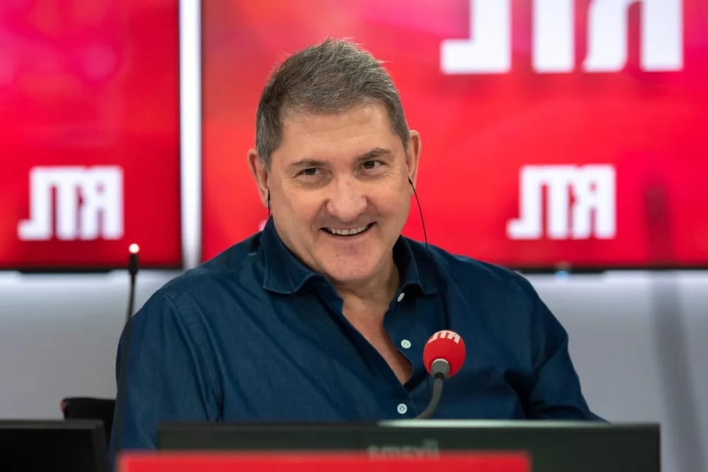 Yves Calvi auf RTL - Illustrationsfoto des Artikels Vermögen Yves Calvi