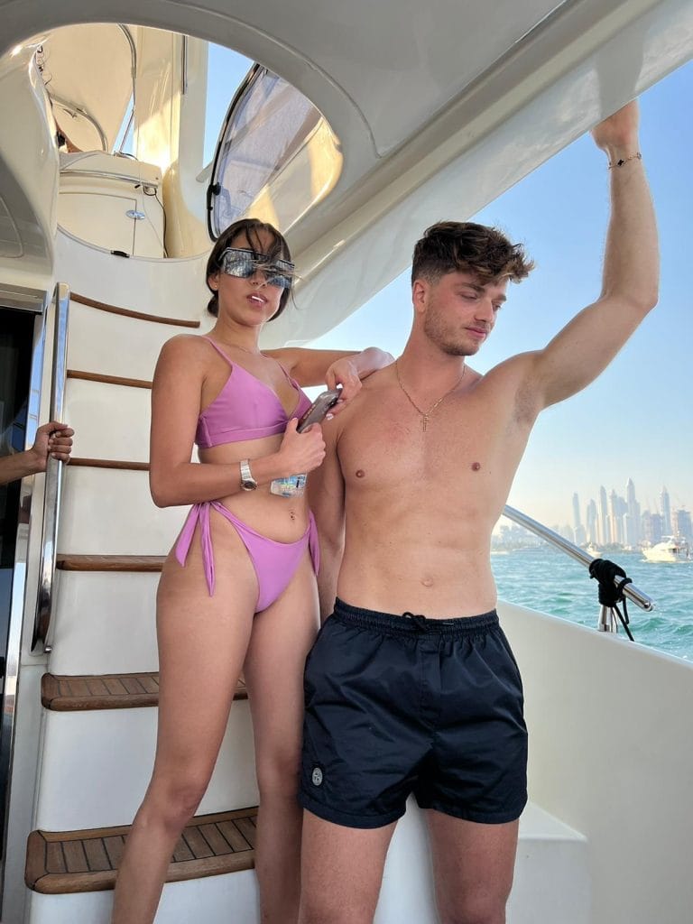 Copine de Antoine Blanco 