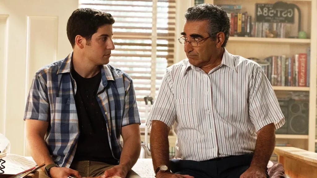 Jason Biggs und Eugene Levy in American Pie - Illustrationsfoto des Artikels Vermögen Eugene Levy