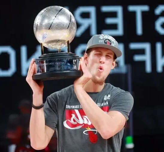 Kelly Olynyk - Illustration photo for the article Kelly Olynyk Net Worth