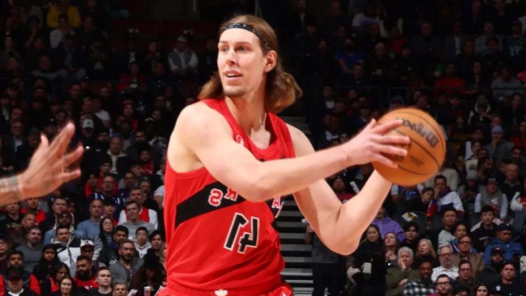 Kelly Olynyk with the Toronto Raptors - Illustration photo for the article Kelly Olynyk Net Worth
